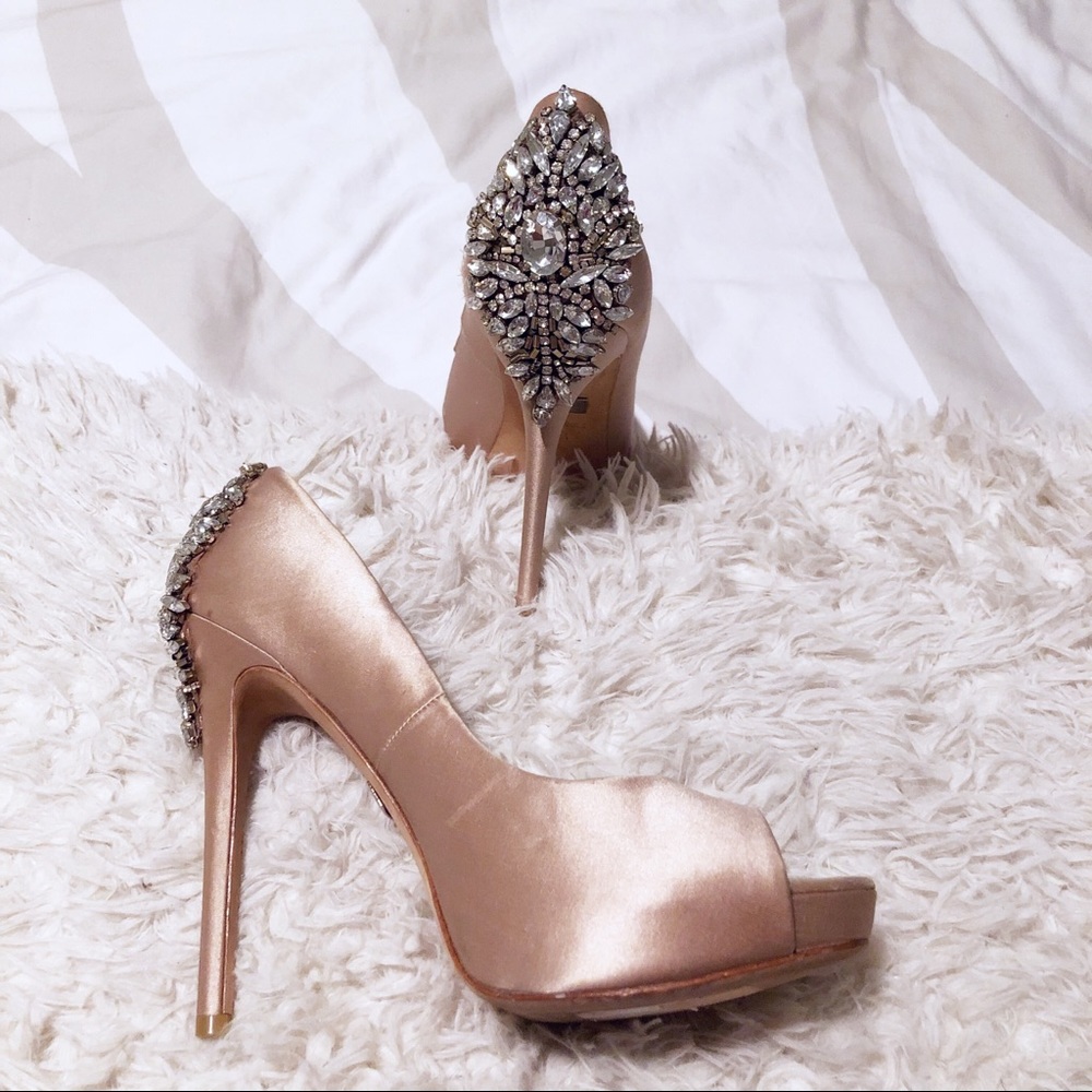 Badgley Mischka blush rose gold open toe pumps!